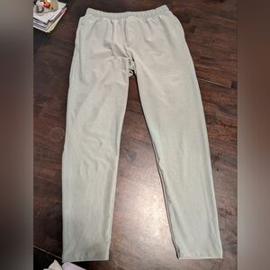 Beyond Yoga Men's Take It Easy Joggers, Sage Green, Size Large